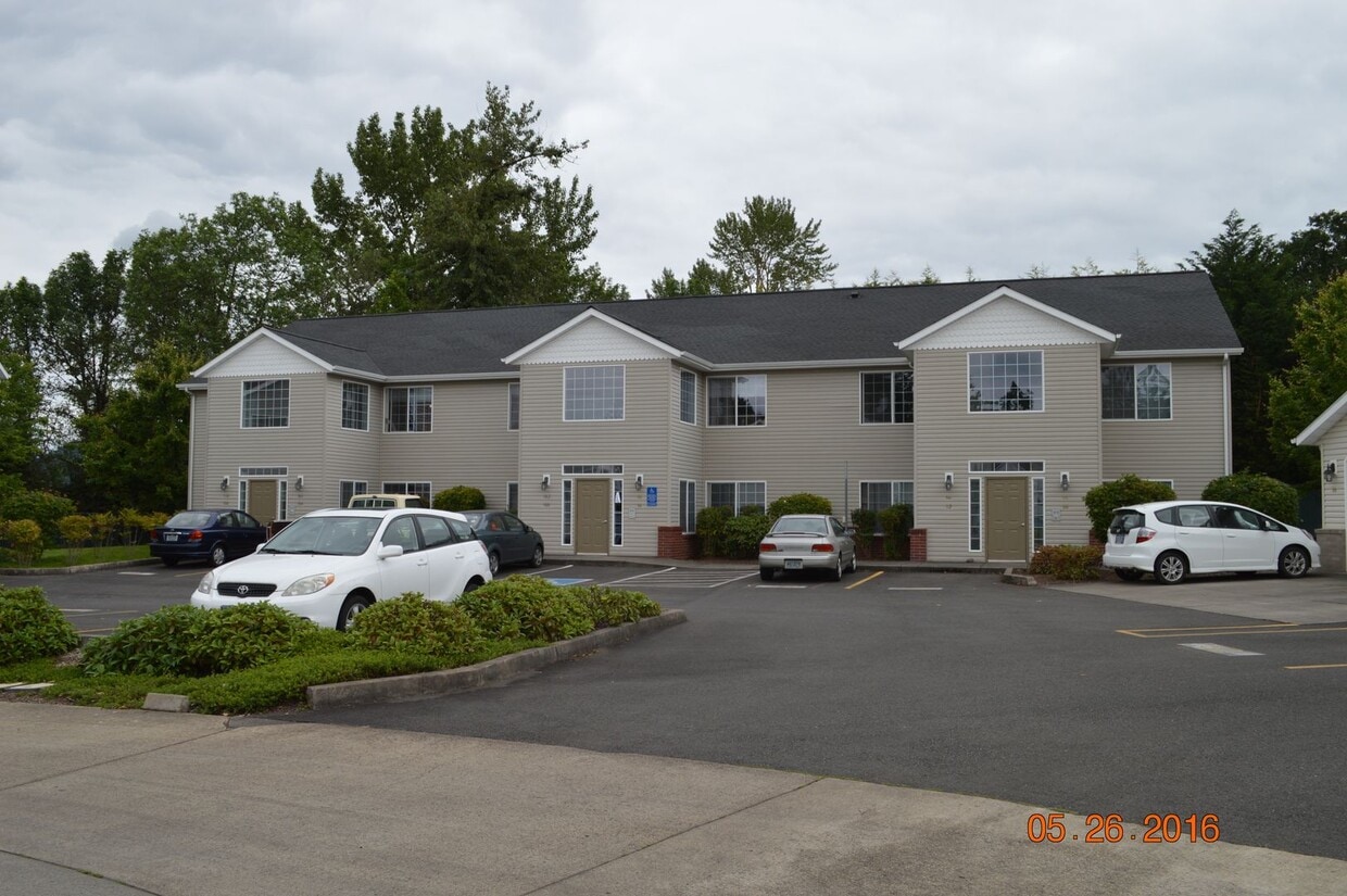 Primary Photo - 1-Bedroom in Gated Community!