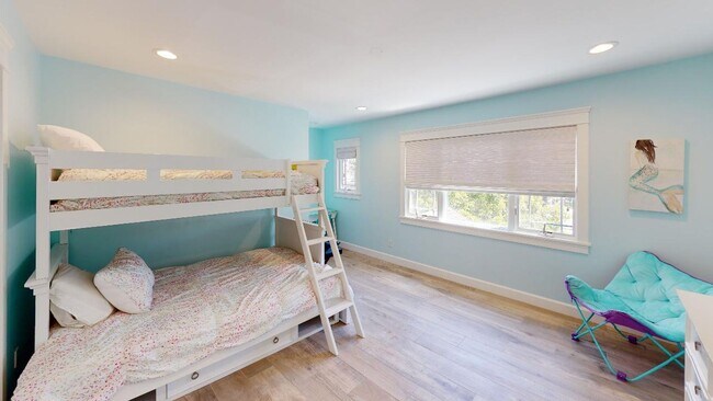 Building Photo - Coastal Home with Casita, pool and spa