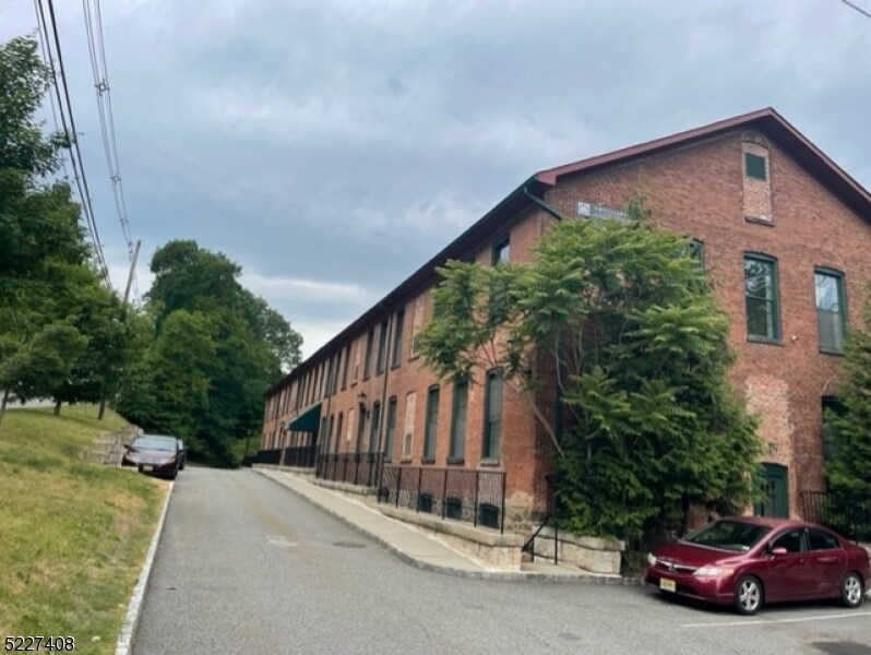 Foto principal - 93 Park Heights Ave