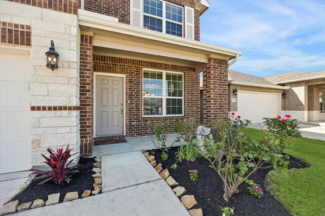 Building Photo - 906 Barstow Dr