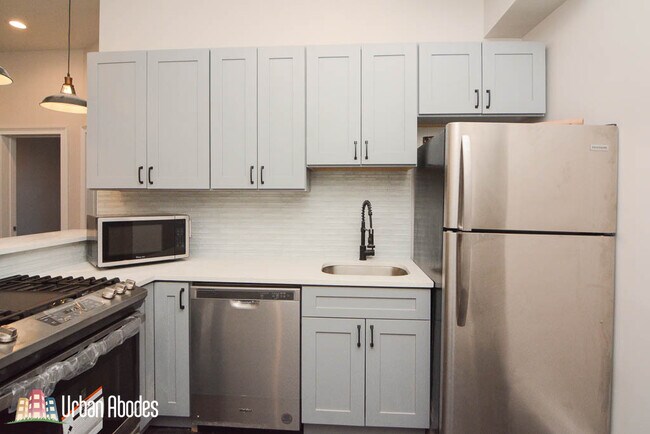Foto del edificio - 2031 W 23rd St