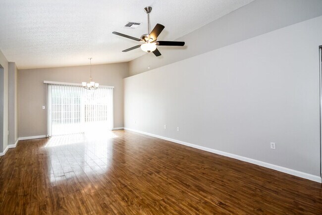 Building Photo - 1032 Malletwood Dr