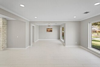 Building Photo - 10811 Tupper Lake Dr