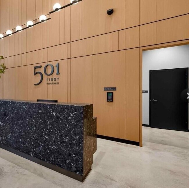 Foto del edificio - 121 NE 5th St
