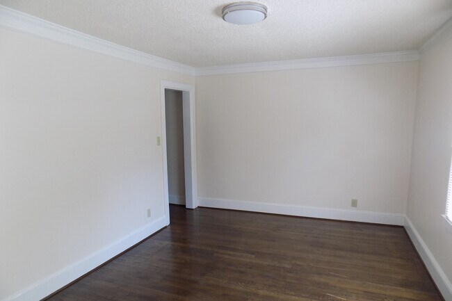 Foto del edificio - 1601 Pecan Ave
