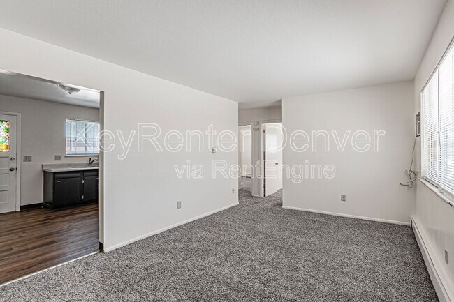 Building Photo - 4588 Everett St
