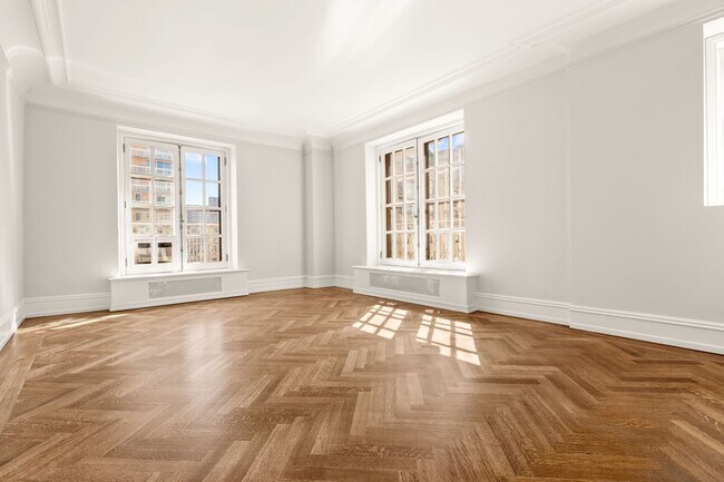Foto del edificio - 2109 Broadway