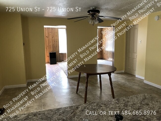 Foto del edificio - 725 Union St