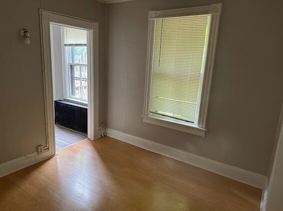 Foto del edificio - 85-87 Hickory st - 2nd floor