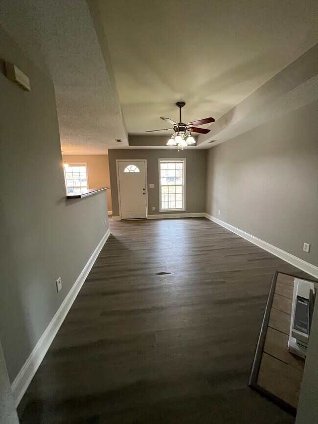 Foto del edificio - 14167 Pulaski Pike
