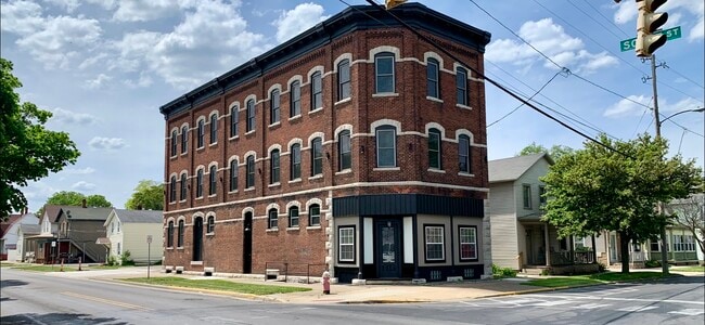 Front Exterior View - 1035 Hancock St