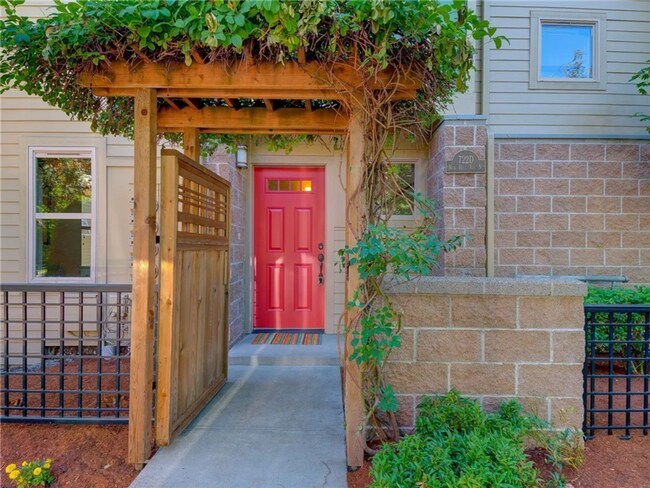 Foto del edificio - 722 Nob Hill Ave N