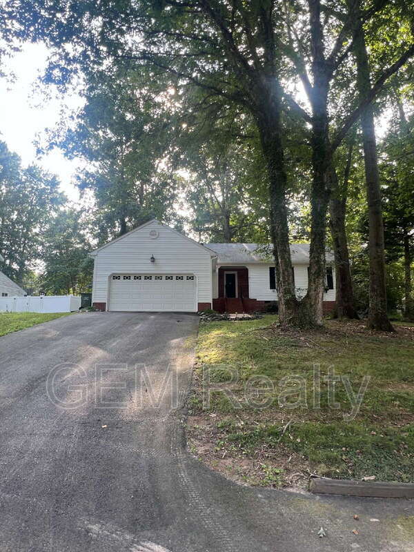 Building Photo - 11609 Silverleaf Ln