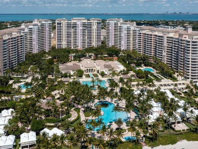 Building Photo - 781 Crandon Blvd