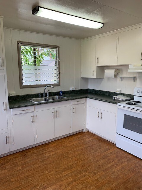 Foto del edificio - Kapahulu, Single Family Home, $3,700, 4 Be...