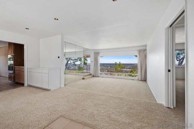 Foto del edificio - 6371 Dwane Ave