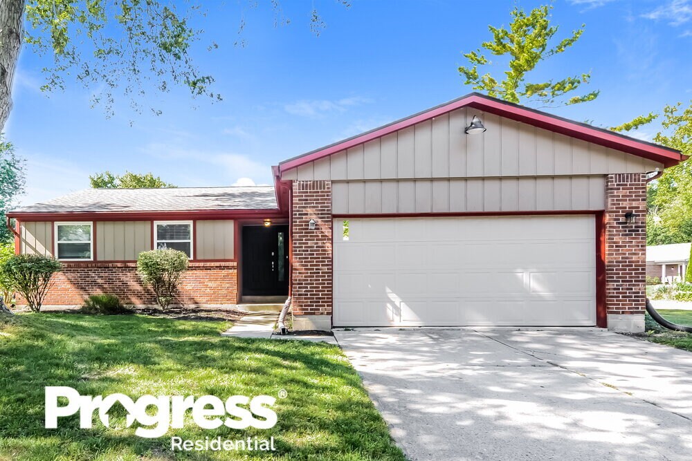 Foto principal - 8130 Clayburn Dr