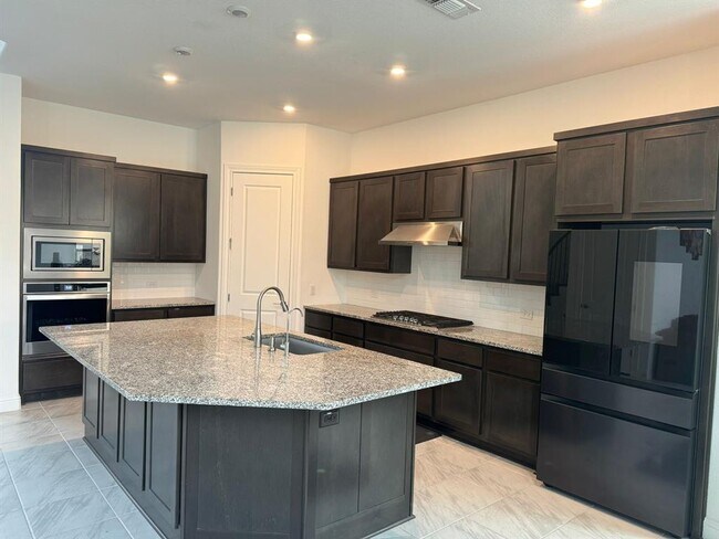 Building Photo - 1624 Sunset Vis Bnd