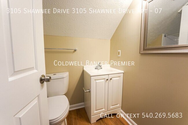 Building Photo - 3105 Shawnee Dr