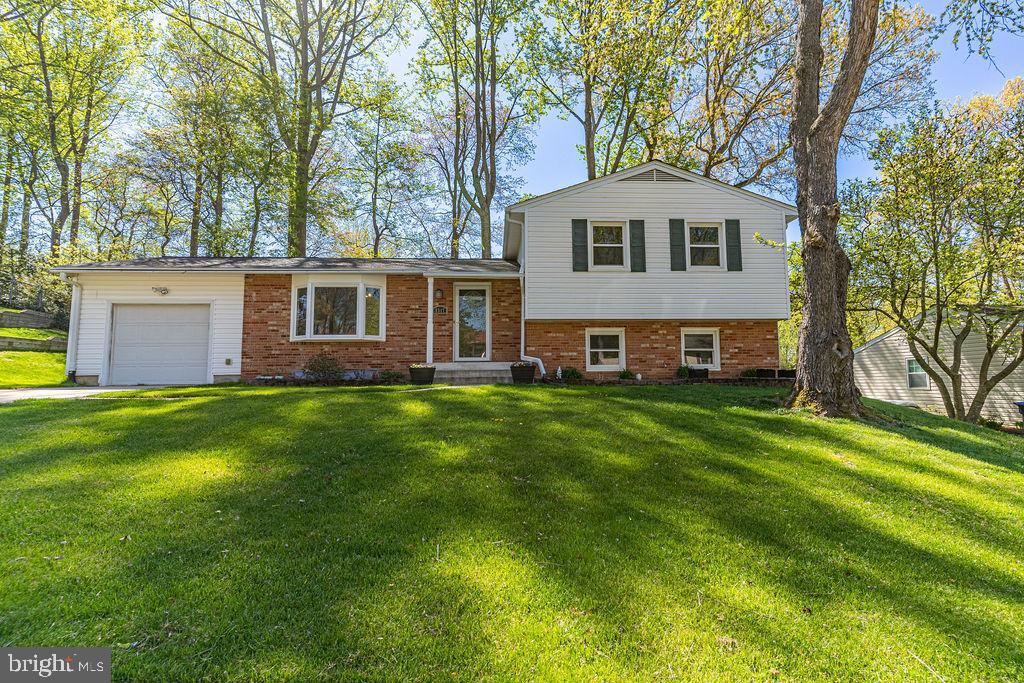 Foto principal - 8317 Harland Dr