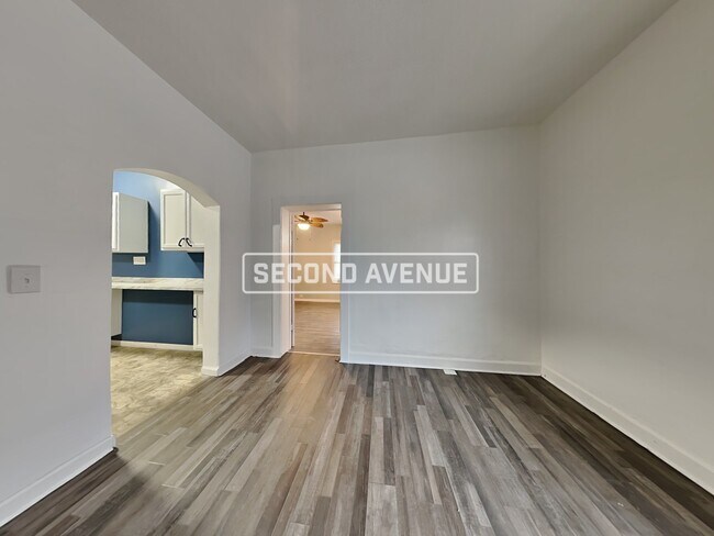 Foto del edificio - 400 Bales Ave