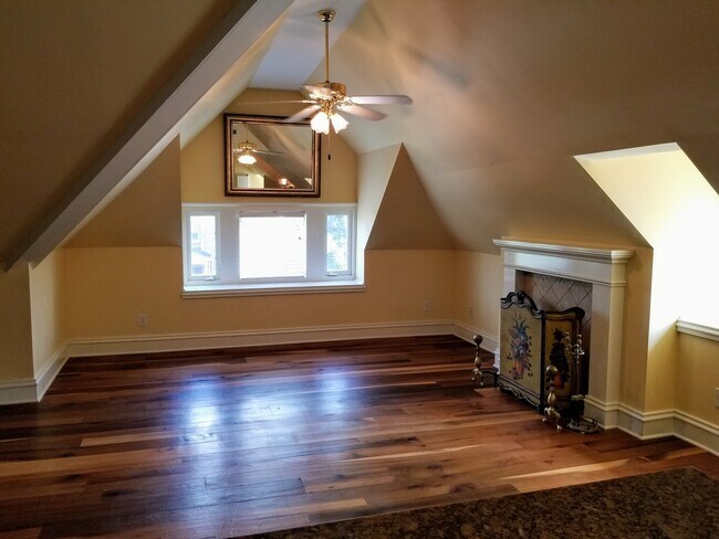 Foto del edificio - 1319 State St