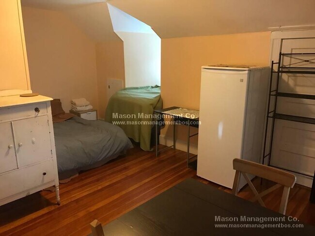 Building Photo - 401 Boylston St