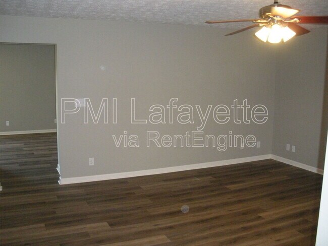 Building Photo - 3700 Goodall Ct