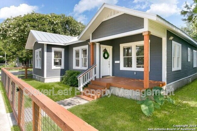 Photo - 803 Burleson St House