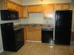 Newbury Apartment Homes photo'