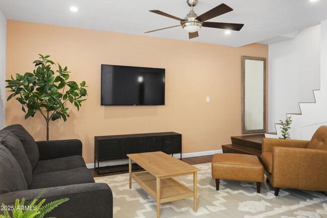 Foto del edificio - 1253 N Granite Reef Rd