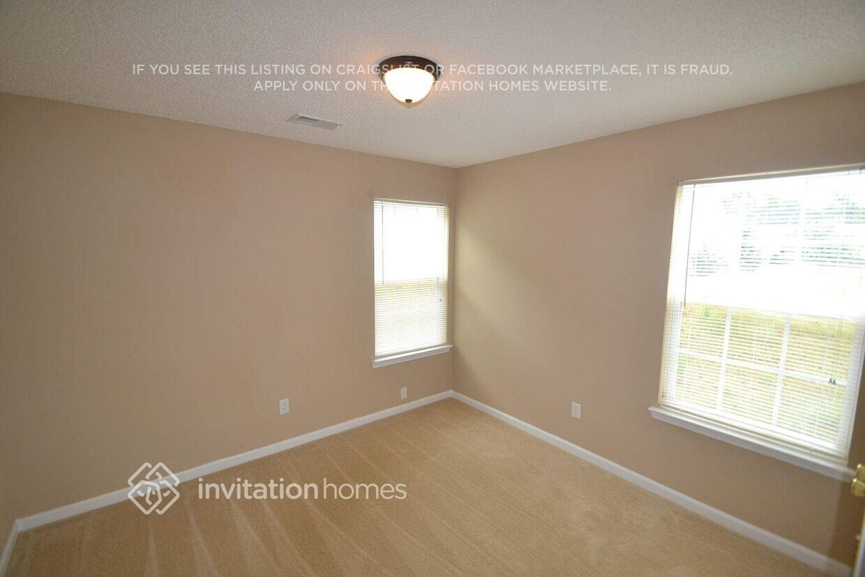 Foto del edificio - 706 Denise Ct