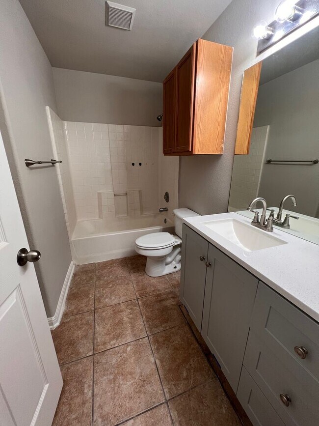 Foto del edificio - 2846  Del Rio