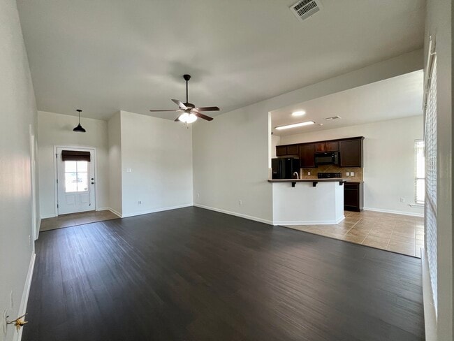 Building Photo - 15452 Oakstone Dr