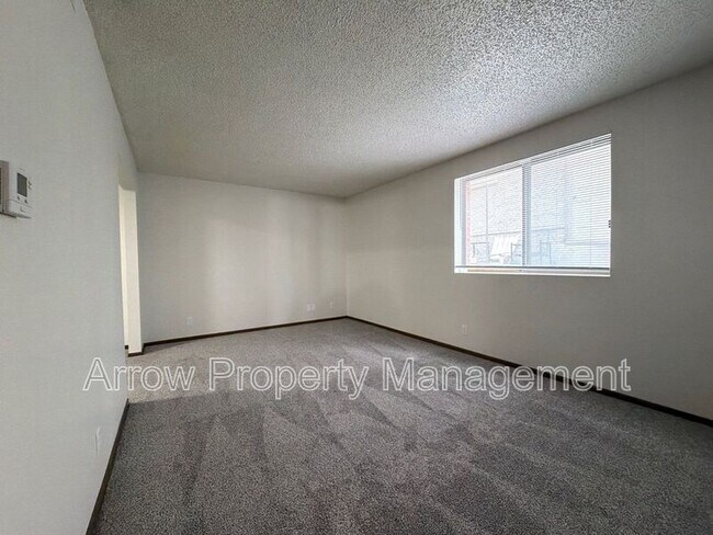 Foto del edificio - 1411 D St