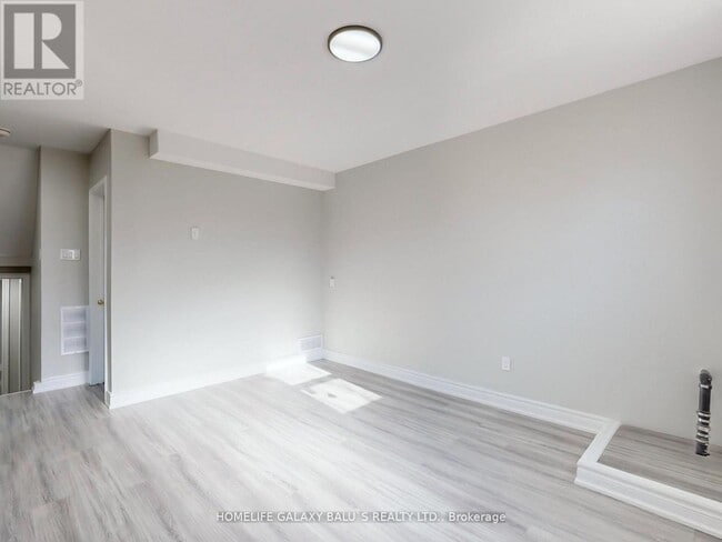 Building Photo - 58 Milford Haven Dr
