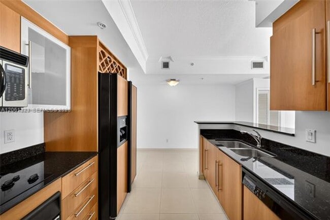 Photo - 325 S Biscayne Blvd cu-2219 Apartment