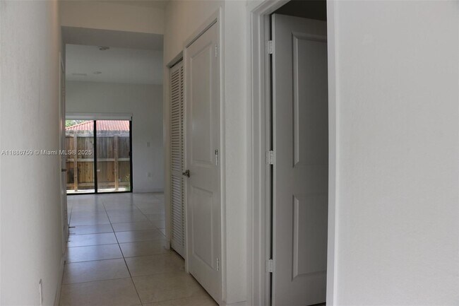 Foto del edificio - 25372 SW 135th Ave