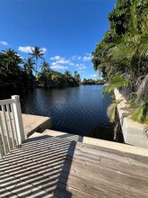 Building Photo - 1814 E Oakland Park Blvd