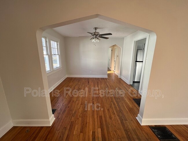 Building Photo - 6115 Ralston Ave