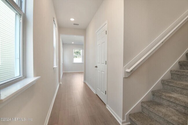 Foto del edificio - 1354 High Falls Dr