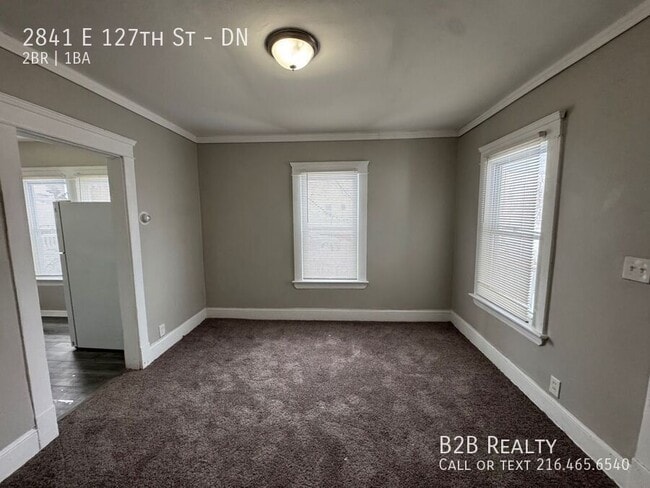 Foto del edificio - 2841 E 127th St