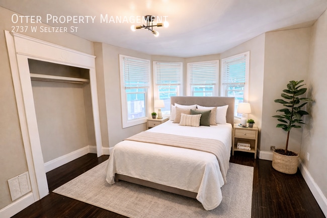 Building Photo - 2737 W Seltzer St