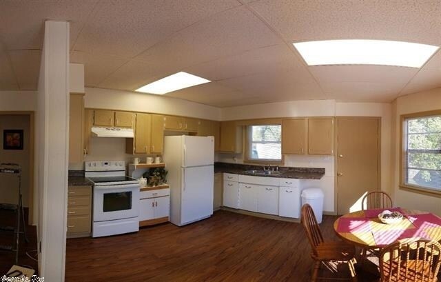Foto del edificio - 227 Barker St
