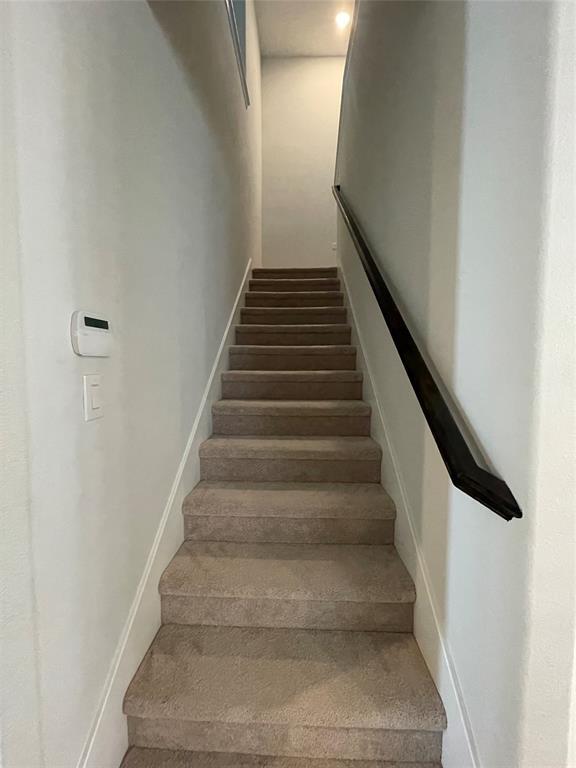 Foto del edificio - 2121 Ella Ln