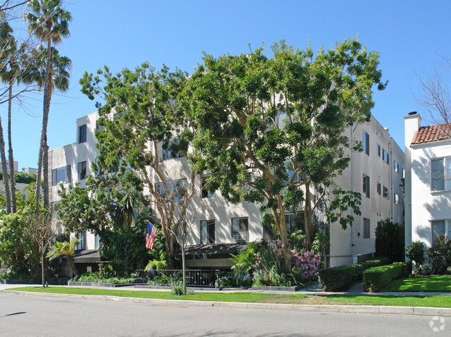 Building Photo - Reeves House