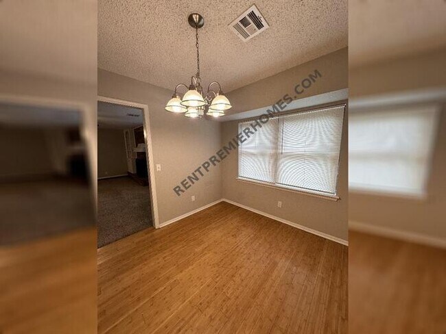 Building Photo - 8405 Woodfield St. Oklahoma City, OK 73149