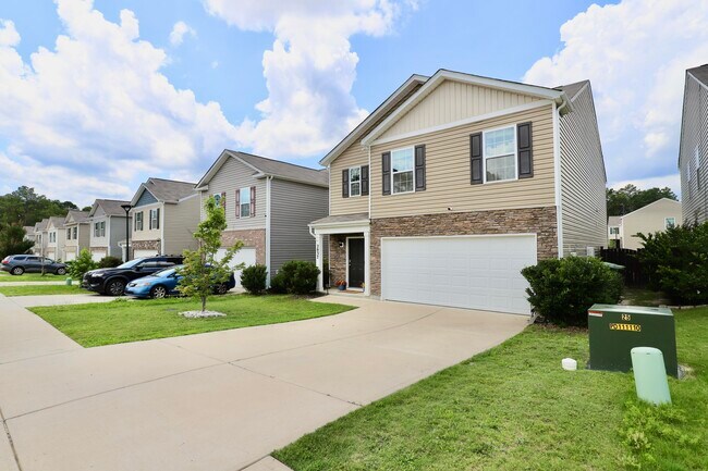 Building Photo - 2037 Elmridge Rd