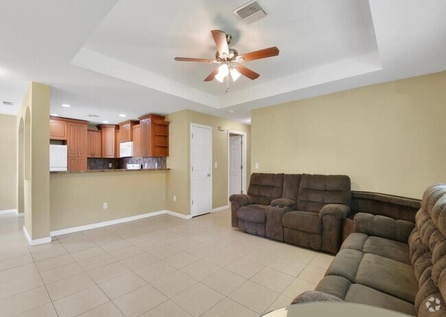 Living room - 224 Homer Ave S