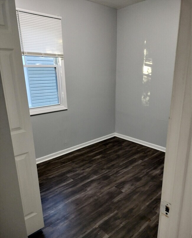 Foto del edificio - 8349 S Colfax Ave
